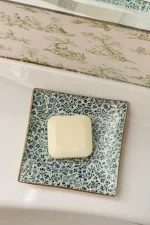 PLATITO LIBERTY AZUL DECOUPAGE - Imagen 2