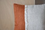 COJÍN ALGODÓN BLANCO Y NARANJA - Imagen 2