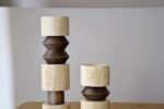 CANDELABRO FORMA N1 TRAVERTINO Y METAL GRANDE - Imagen 6