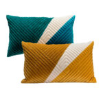 COJIN TRICOLOR TERCIOPELO SURT.2 147061