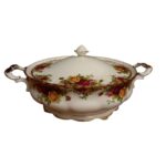 ROYAL ALBERT OLD COUNTRY ROSES SOPERA RED.