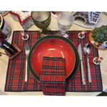 SET 2 INDIVIDUALES RESINADOS ESCOCÉS ROJO REMALLADO VERDE 50X35CM