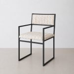 SILLA CON BRAZOS METALY AURA